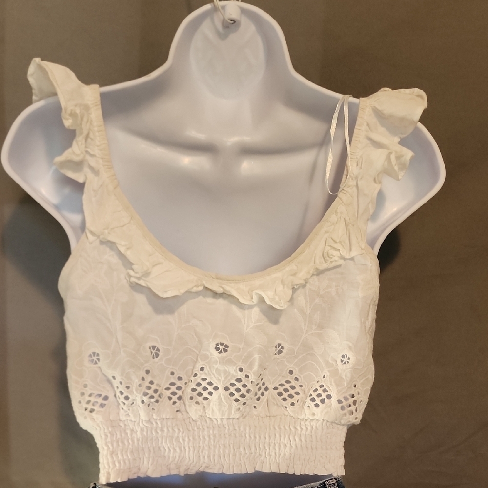 SEEK the Label Elegant Cream Lace Crop Top - Picture 5 of 6